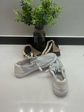 Hey Dude Women's Light Gray Mesh Slip-On Shoes